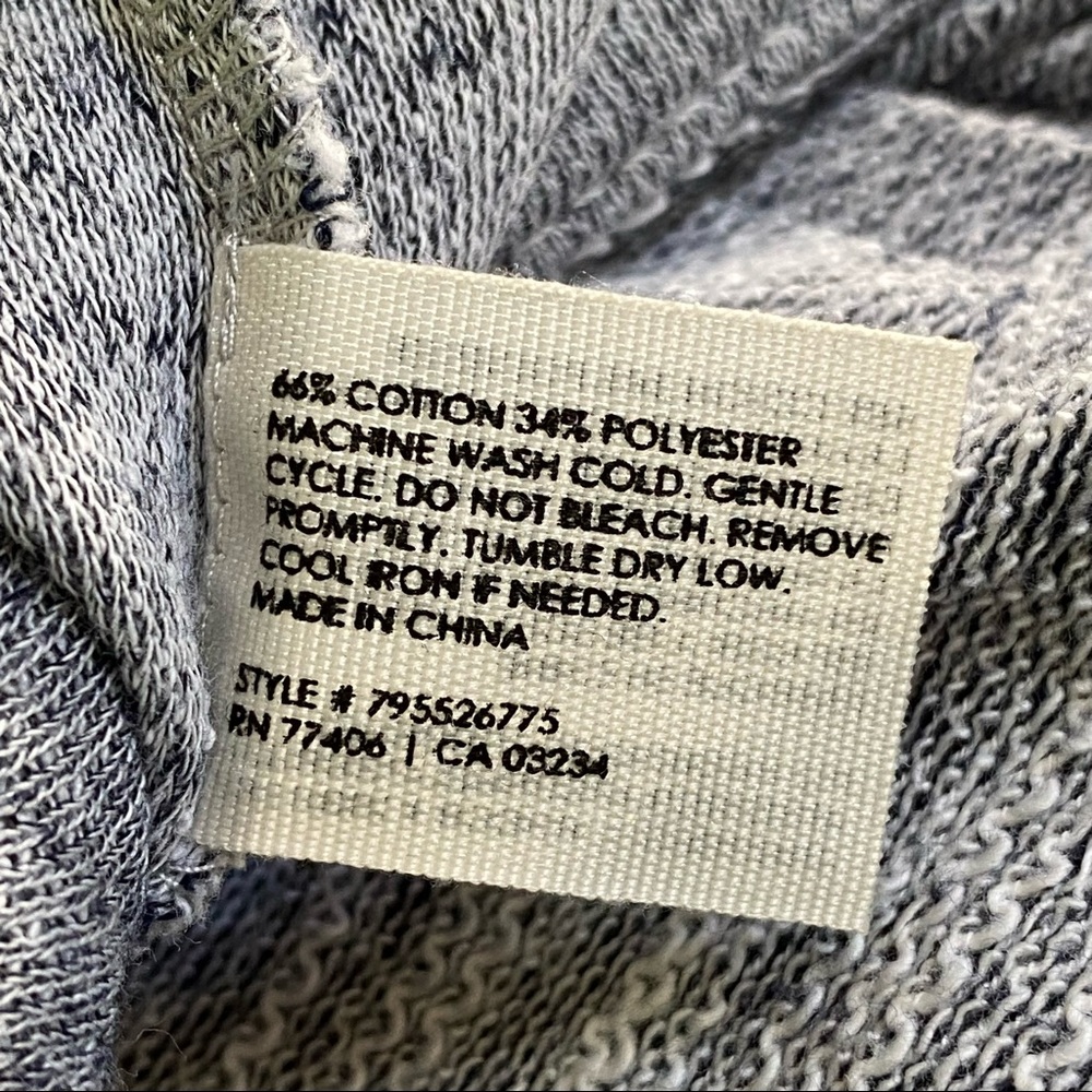 Club Monaco gray white knit crewneck sweater top - Picture 5 of 5